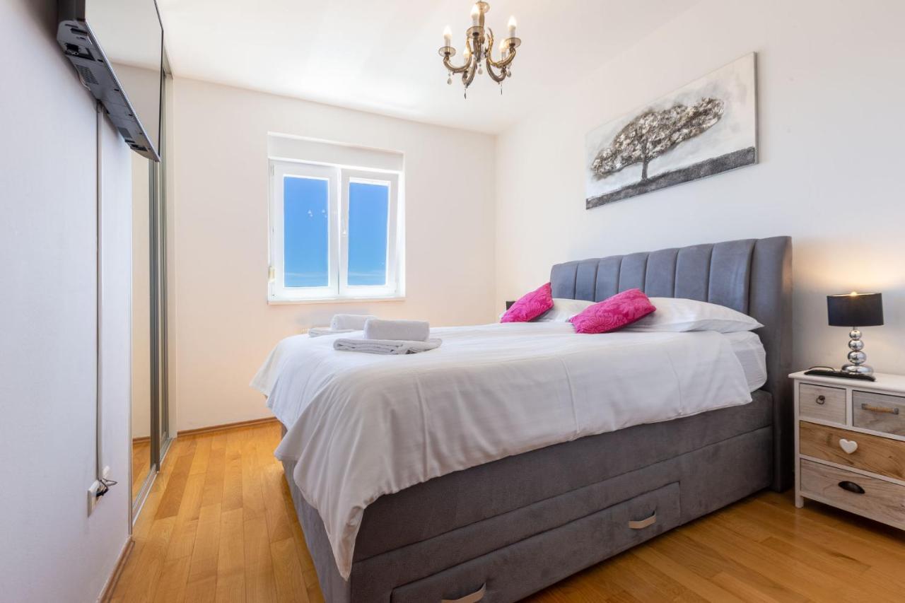 Jadran Apartment With Balcony And Parking Garage Zadar Exterior foto